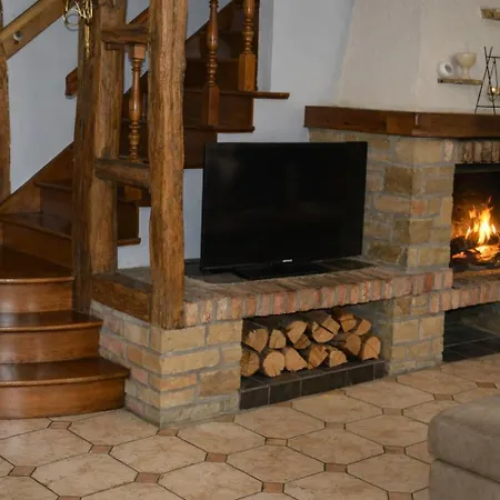 La Maison Raymond Ardennais Pour 12 Personnes * Gedinne